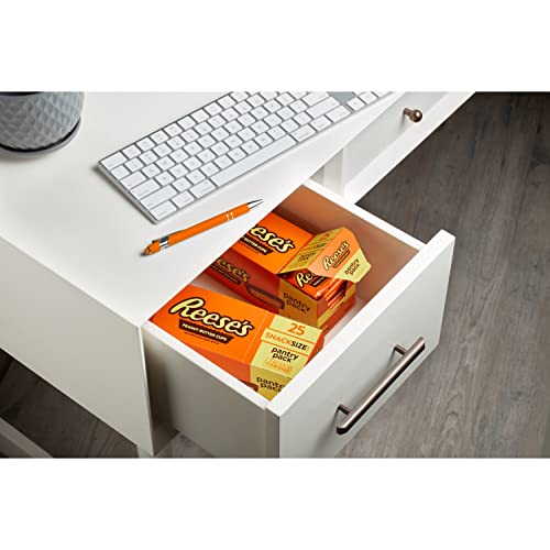 REESE'S Milk Chocolate Snack Size Peanut Butter Cups, Candy Pantry Packs, 13.75 oz (25 Pieces, 9 Count)